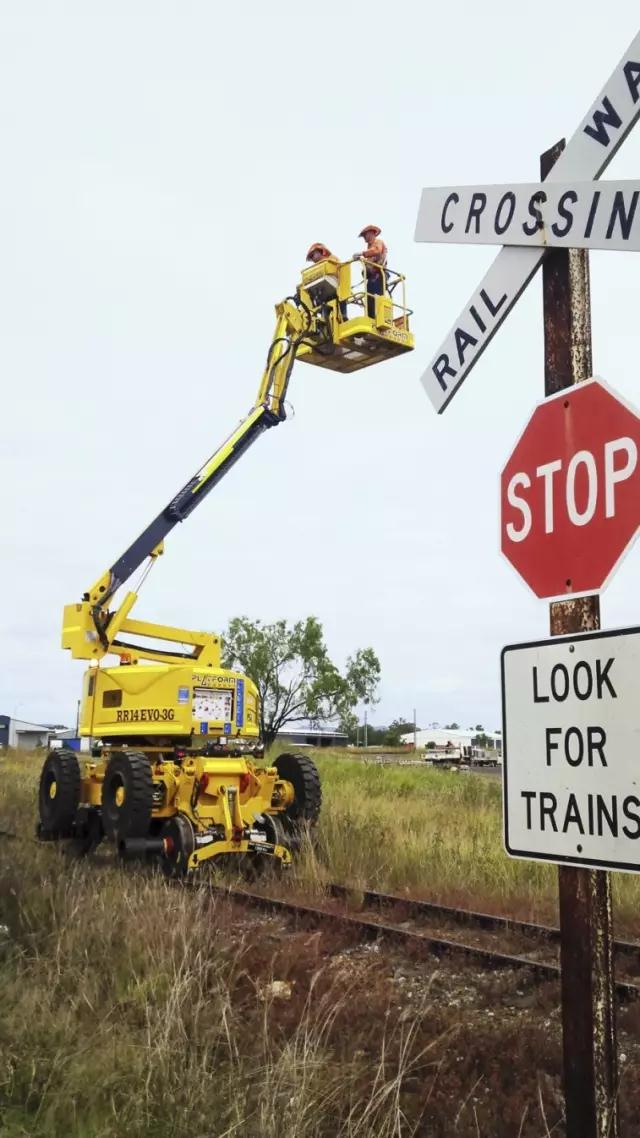 軌道高空作業平臺 軌道高空作業平臺